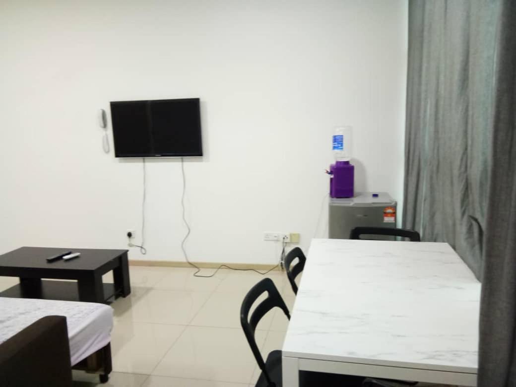 Vista Alam Studio Units *