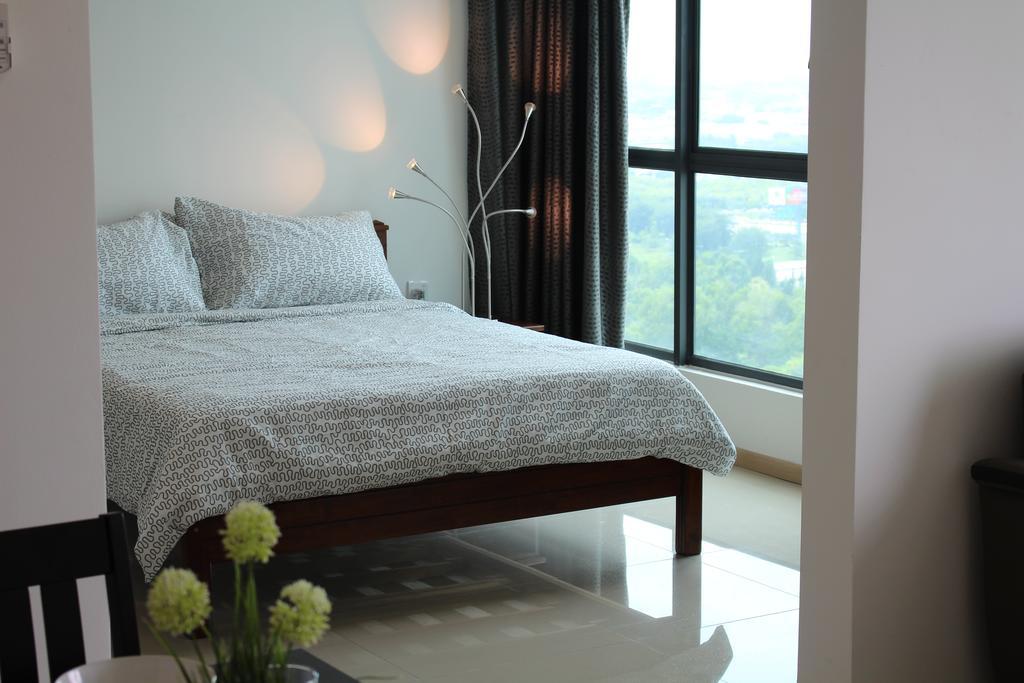 Vista Alam Studio Units *